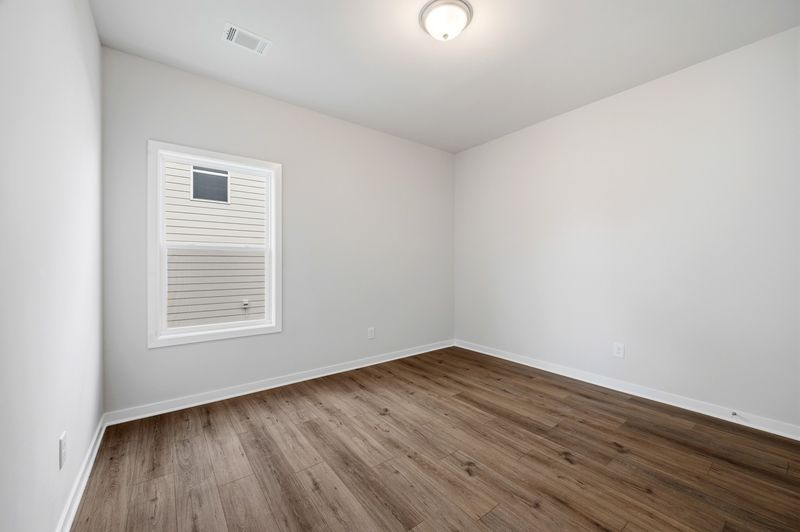 513 Charlie Pl, White House, TN 37188