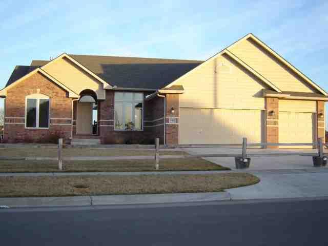 1302 N Forestview, Wichita, KS 67235