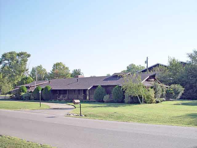 6300 Nancy Ln, Derby, KS 67037
