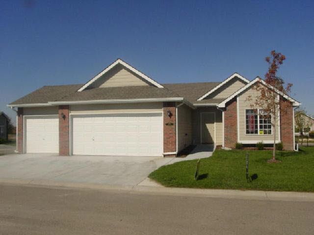 2022 S Webb Rd UNIT 200, Wichita, KS 67207