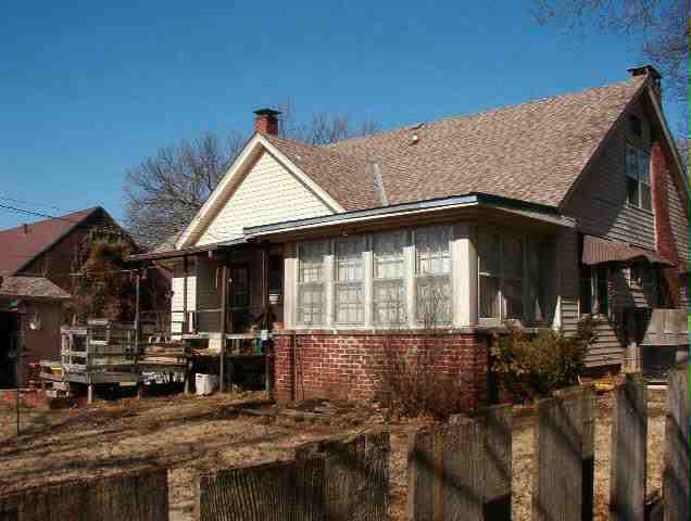 1523 E 11th, Winfield, KS 67156