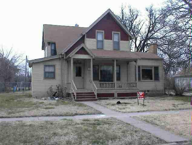 126 E 14th, Newton, KS 67114