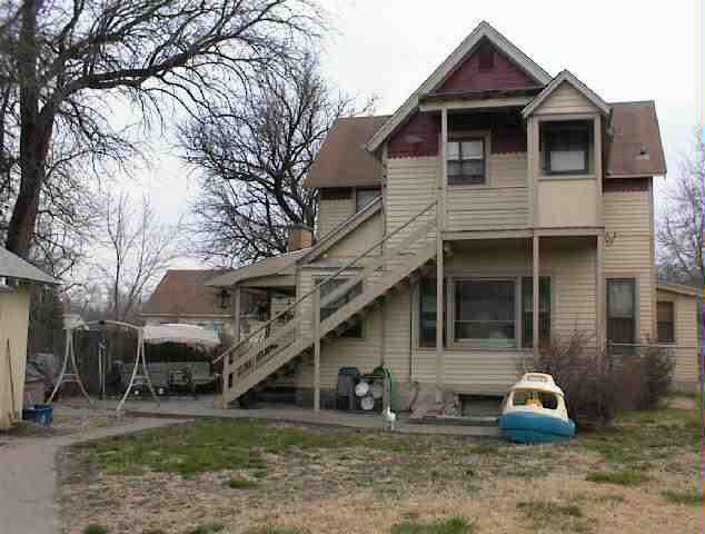 126 E 14th, Newton, KS 67114
