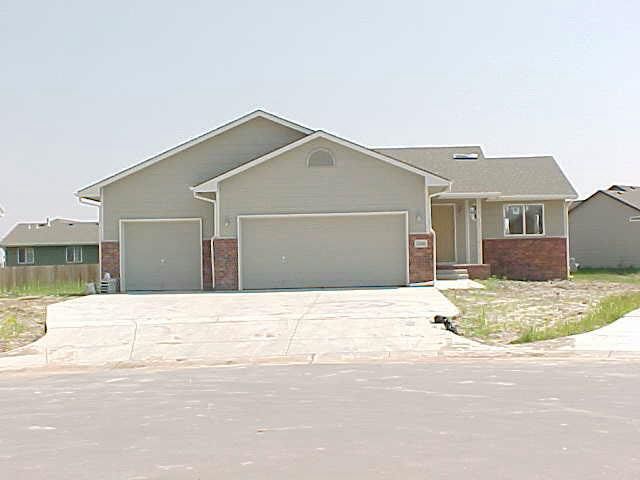 2245 Milstead Ct, Wichita, KS 67209