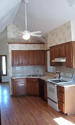 9465 SW Pine Rd, Andover, KS 67002