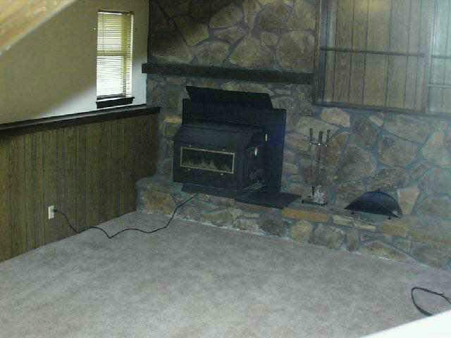6933 Newbury Ct, Wichita, KS 67226