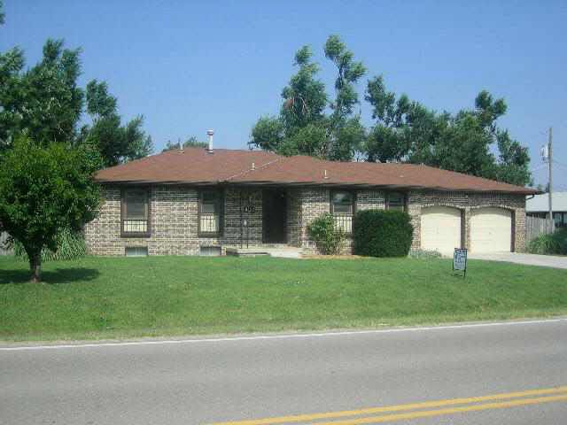 407 N Goddard Rd, Goddard, KS 67052