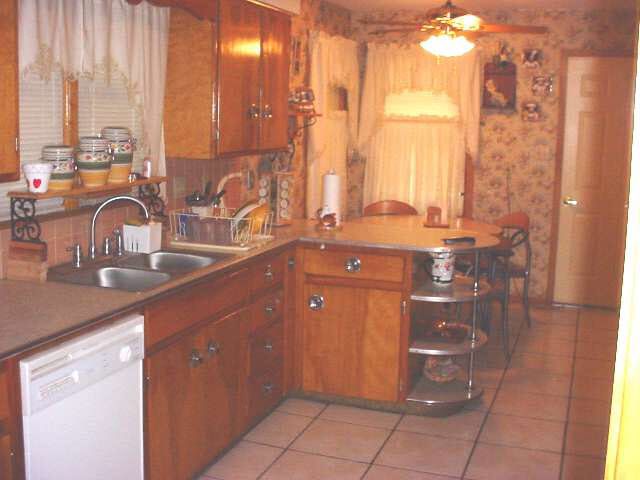 1640 E 46th St S, Wichita, KS 67216