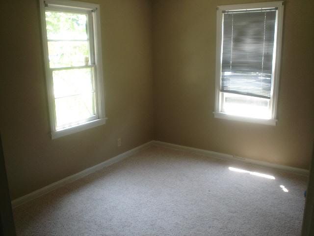 253 Maynard, Haysville, KS 67060