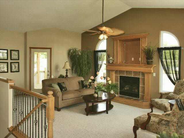 1610 E Mona Ct MONA, Wichita, KS 67216