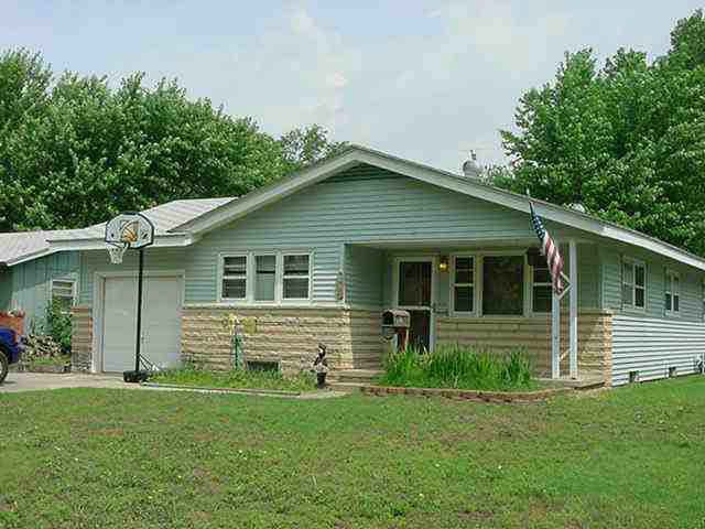 1924 E 50th S, Wichita, KS 67216