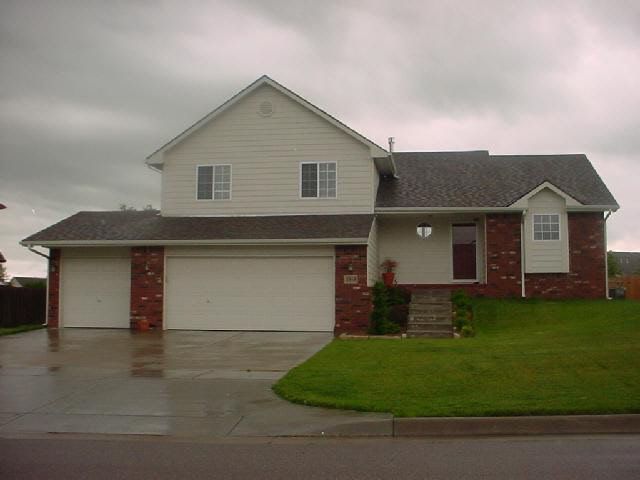 1315 Elm, Andover, KS 67002