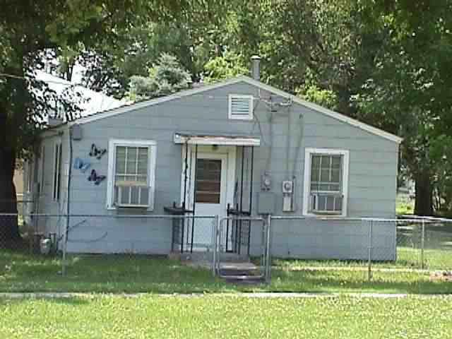 4542 E Harry, Wichita, KS 67218
