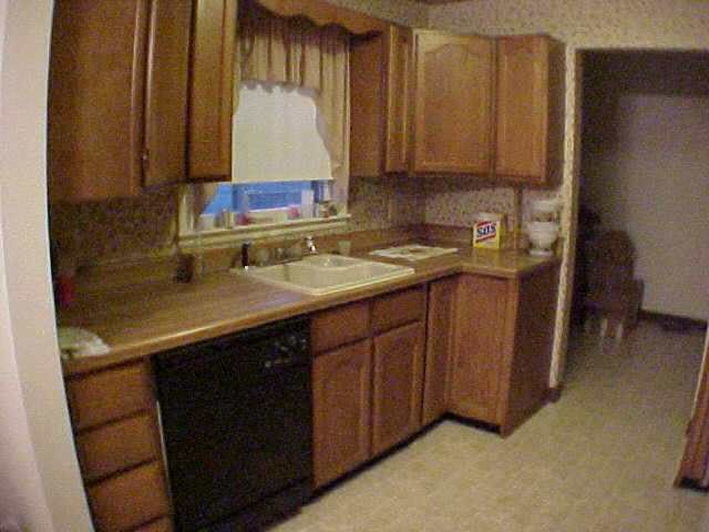 2044 S Everett, Wichita, KS 67218