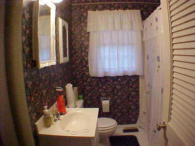 2044 S Everett, Wichita, KS 67218