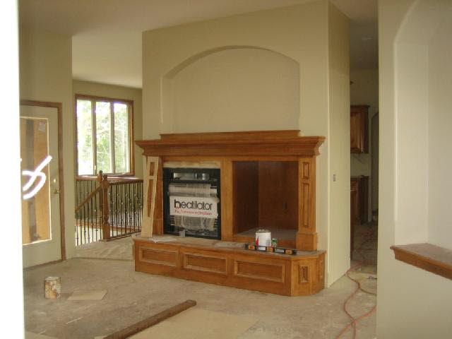 819 Bel Arbor, Derby, KS 67037