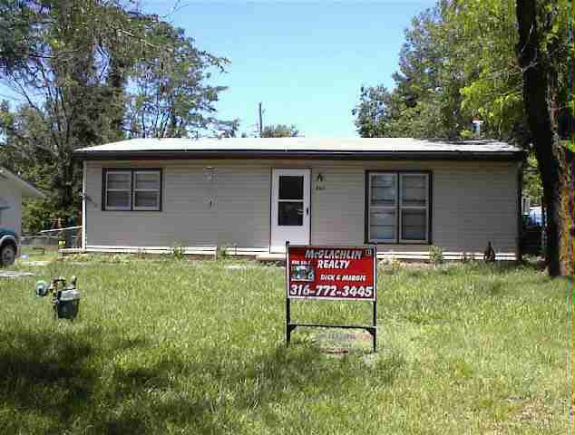 908 SE 2nd, Newton, KS 67114