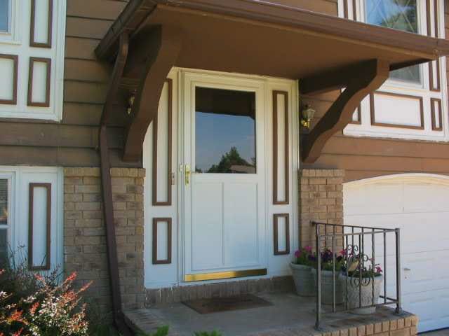 2302 N Farmstead, Wichita, KS 67220