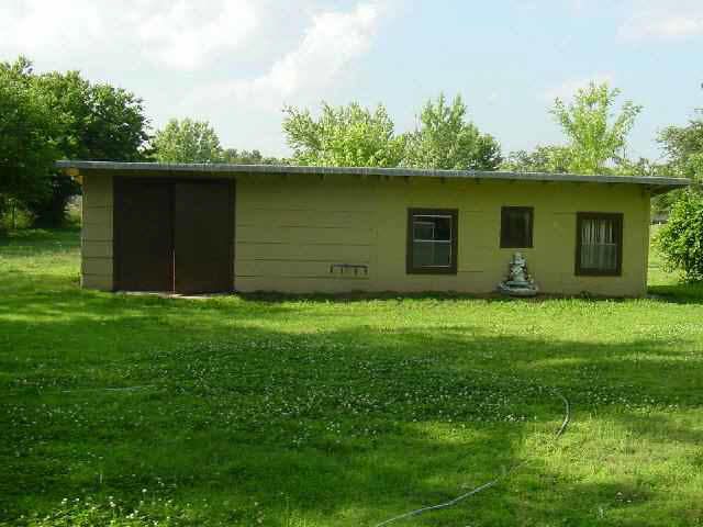 422 E 57th St South, Wichita, KS 67216