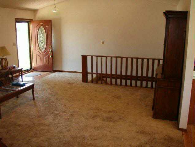 406 E 34th, Winfield, KS 67156
