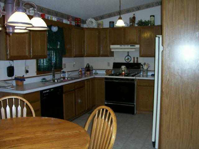 5611 E Mainsgate, Wichita, KS 67220
