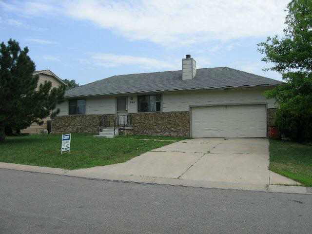 506 Twisted Oak Rd, Derby, KS 67037