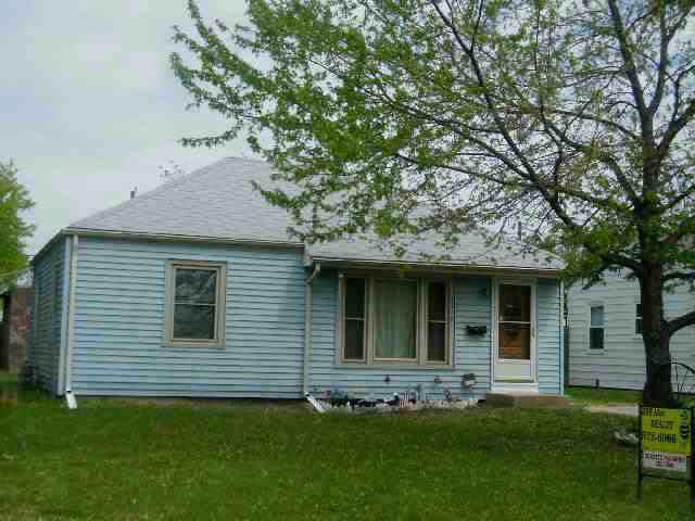 1920 S Bonn, Wichita, KS 67213