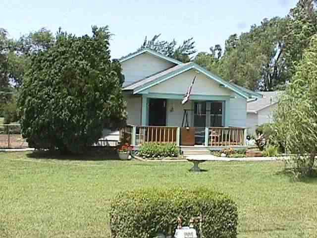 329 S Mc Candless Dr, Andover, KS 67002