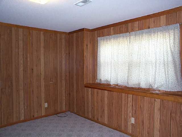 1635 Highland Ln, Andover, KS 67002