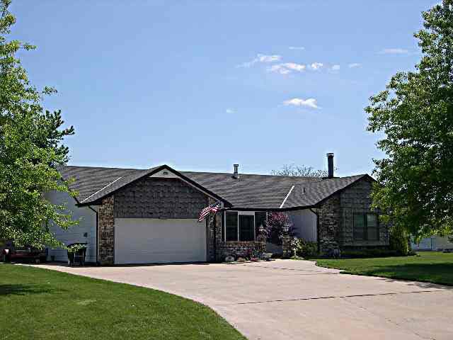 1023 E 134th Ave, Mulvane, KS 67110