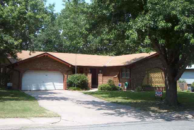 800 Morningview, Derby, KS 67037