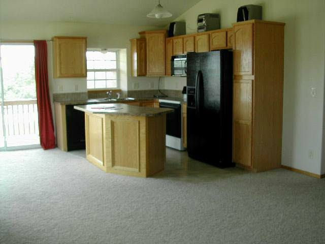12302 E Lincoln Ct, Wichita, KS 67207