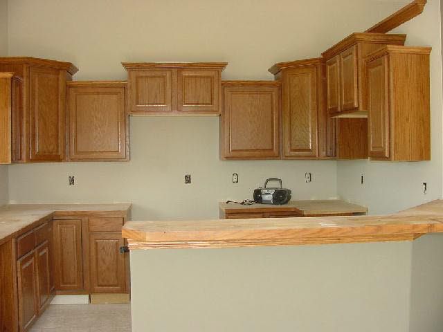 411 Pepper Ridge Cir, Andover, KS 67002