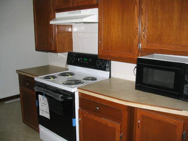 305 Lioba, Andover, KS 67002
