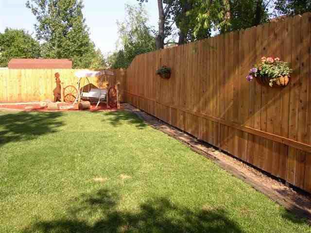 4212 Eagle Lake Ct, Bel Aire, KS 67220