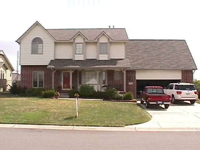 4540 Westlake Ct, Bel Aire, KS 67220