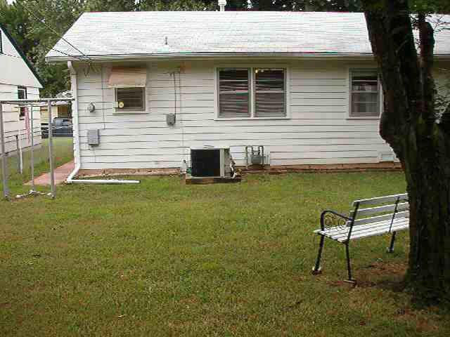 1809 Cherry, Winfield, KS 67156