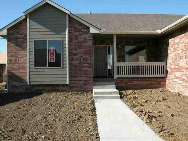 107 N Turnberry St, Wichita, KS 67230