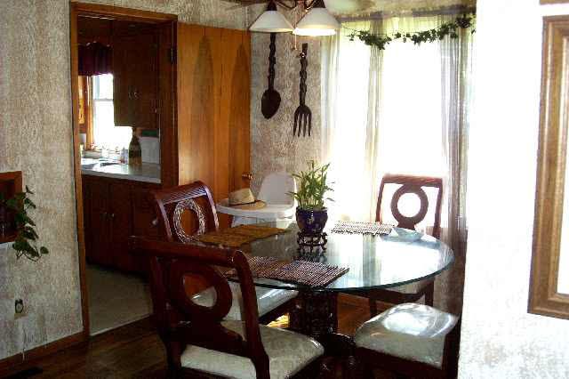 1944 S Pinecrest, Wichita, KS 67218