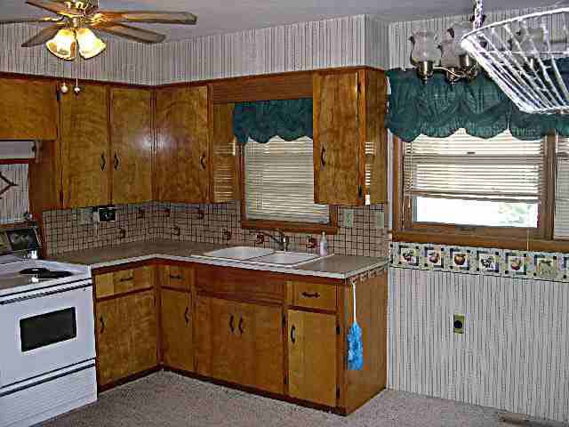 613 N First, Mulvane, KS 67110