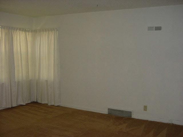 3033 E Maplewood, Wichita, KS 67204