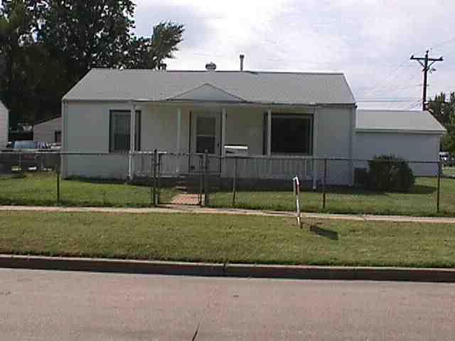 2561 N Salina, Wichita, KS 67211