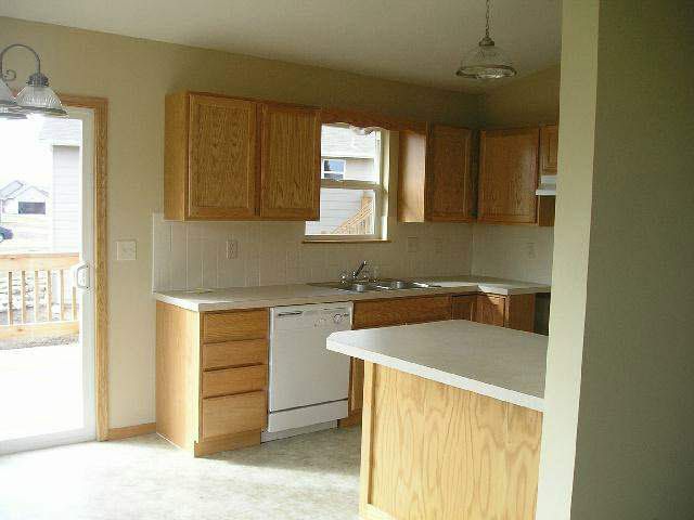 1713 N Pear Tree Ct, Andover, KS 67002