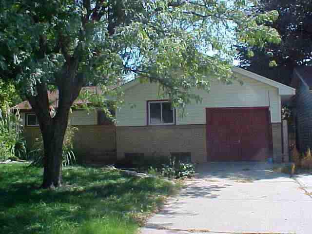 8013 Levitt, Wichita, KS 67207