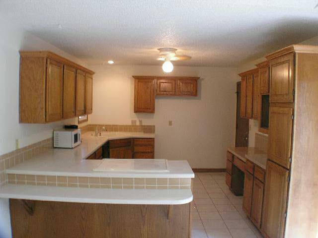 1601 Cresthill, Derby, KS 67037