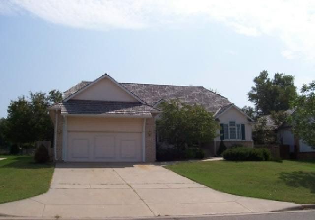 546 Glendevon, Andover, KS 67002