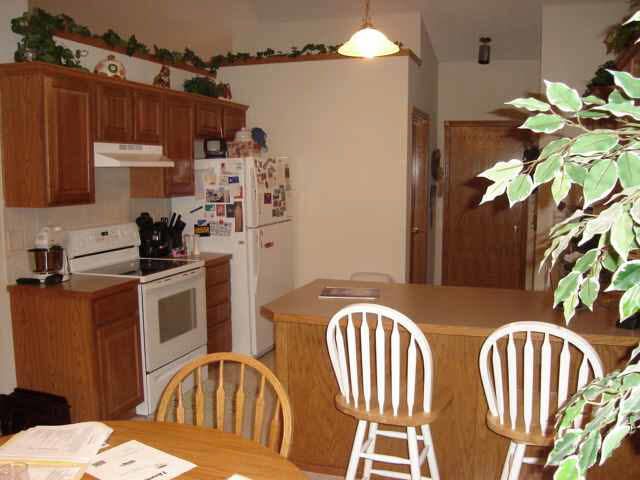 1731 E Oxford Cir, Derby, KS 67037