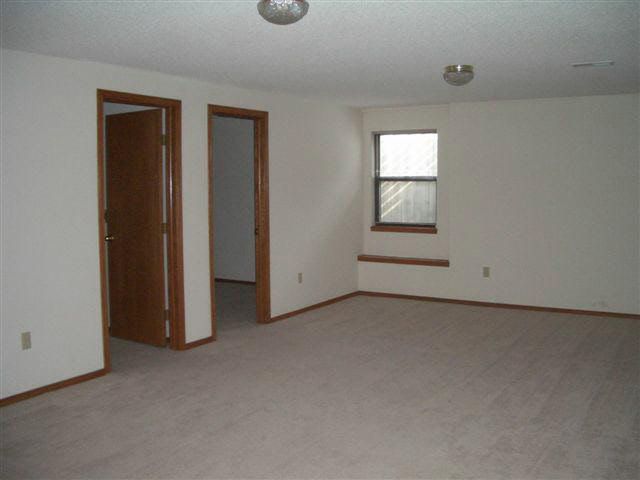 12510 Edgewood, Wichita, KS 67206