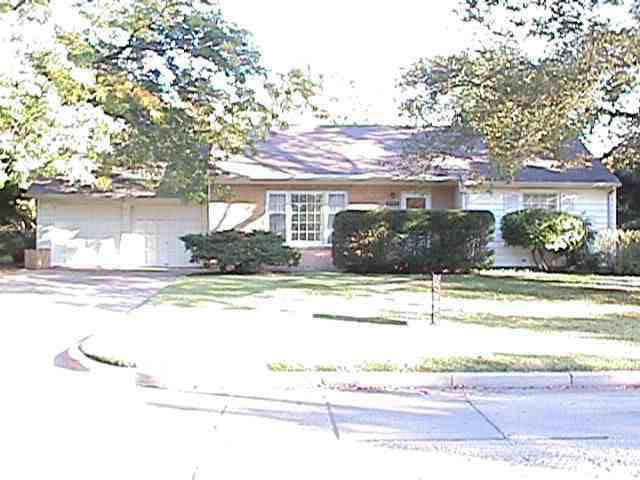 5724 E 2nd, Wichita, KS 67208