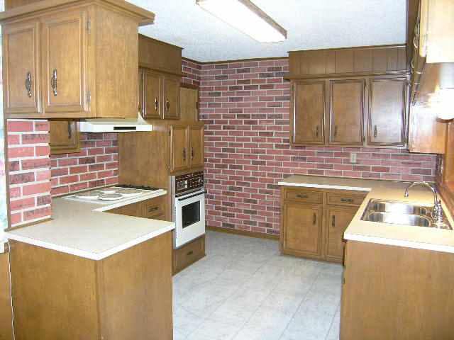 1222 N Buckner, Derby, KS 67037